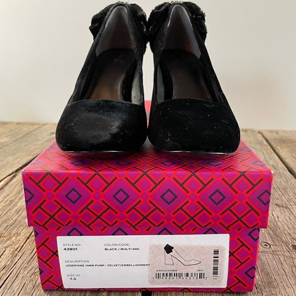 NIB Tory Burch Josephine Black Velvet Pumps Size 7.5 - Picture 2 of 11